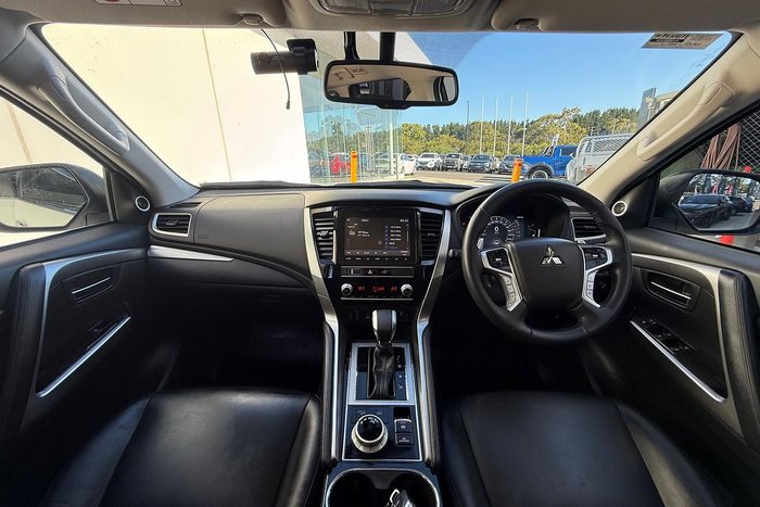 2020 Mitsubishi Pajero Sport Exceed