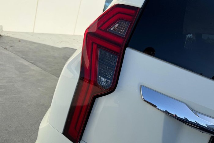 2020 Mitsubishi Pajero Sport Exceed