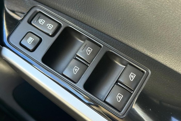 2020 Mitsubishi Pajero Sport Exceed