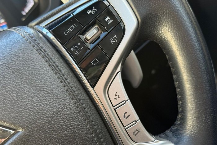 2020 Mitsubishi Pajero Sport Exceed