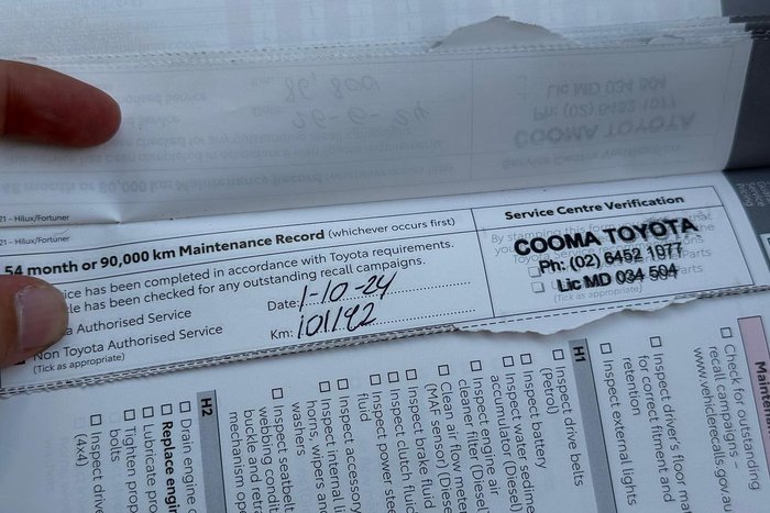 2022 Toyota Hilux SR