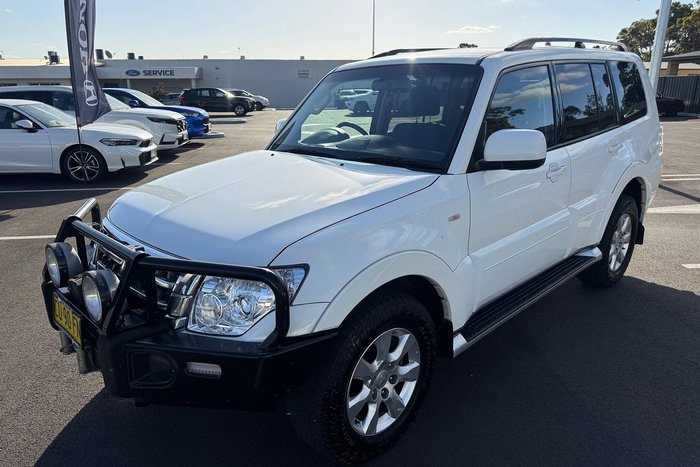 2019 Mitsubishi Pajero GLX
