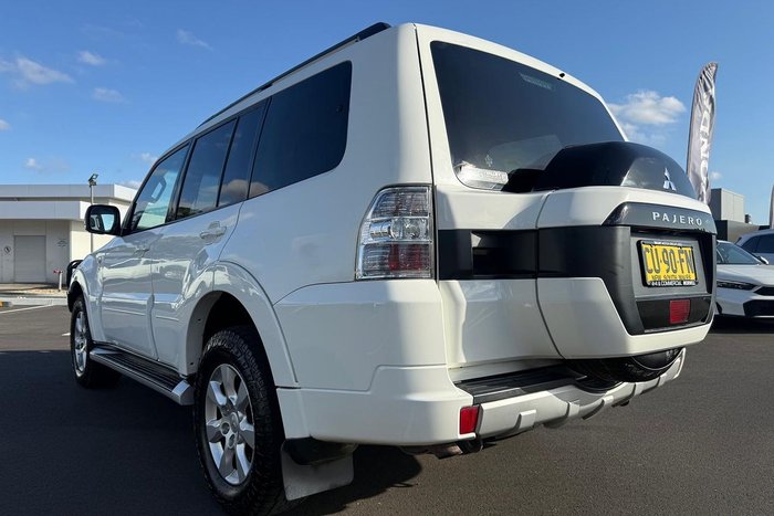 2019 Mitsubishi Pajero GLX