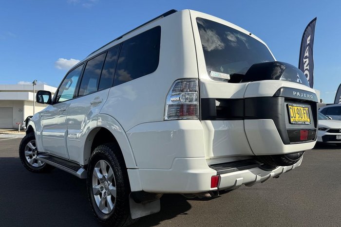 2019 Mitsubishi Pajero GLX