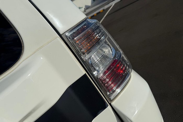 2019 Mitsubishi Pajero GLX