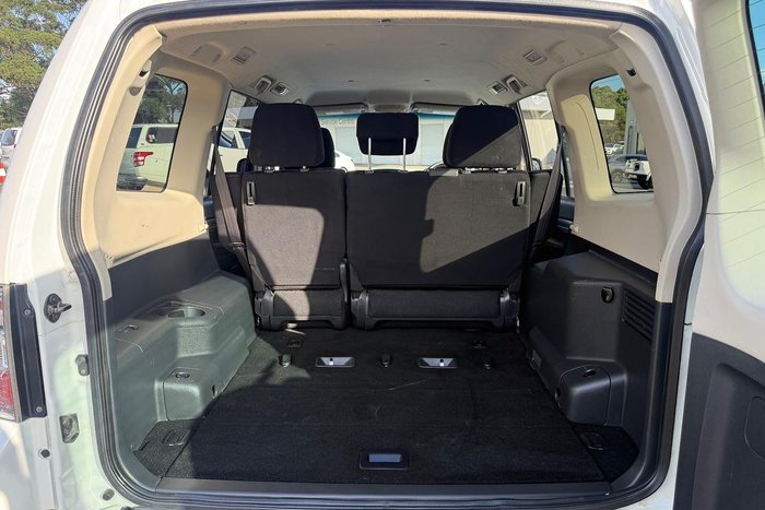 2019 Mitsubishi Pajero GLX