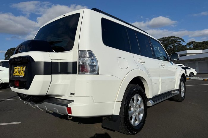 2019 Mitsubishi Pajero GLX