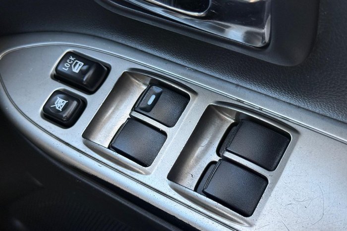 2019 Mitsubishi Pajero GLX