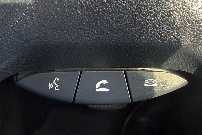 2019 Mitsubishi Pajero GLX