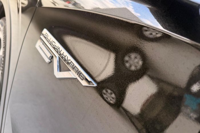 2023 Mitsubishi Outlander PHEV Exceed