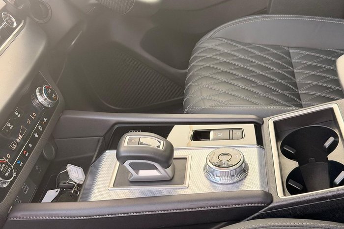 2023 Mitsubishi Outlander PHEV Exceed