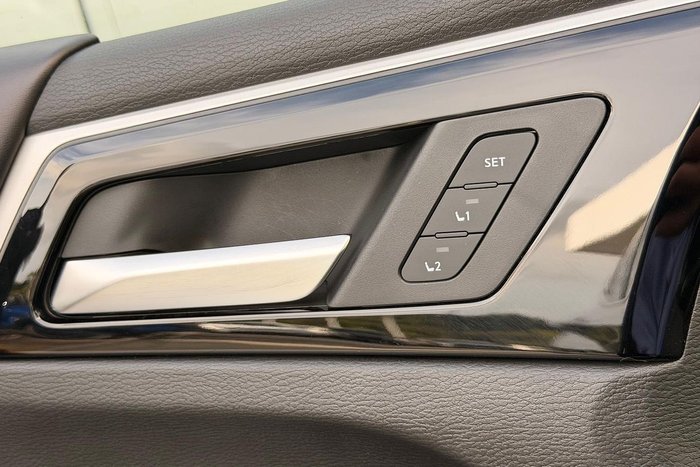 2023 Mitsubishi Outlander PHEV Exceed