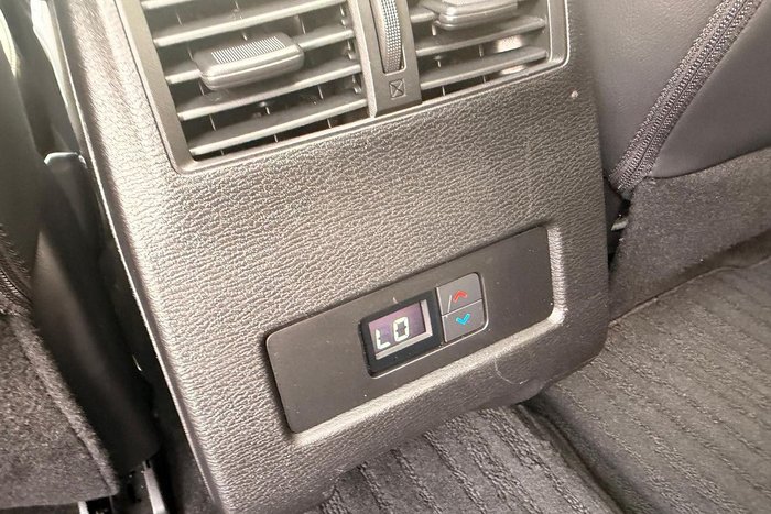 2023 Mitsubishi Outlander PHEV Exceed