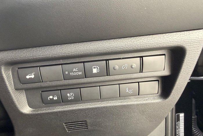 2023 Mitsubishi Outlander PHEV Exceed