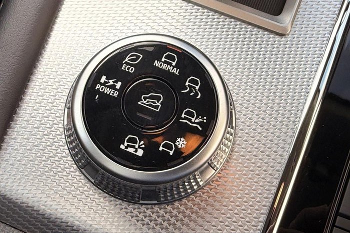 2023 Mitsubishi Outlander PHEV Exceed