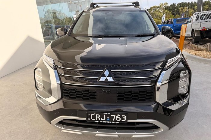 2023 Mitsubishi Outlander PHEV Exceed
