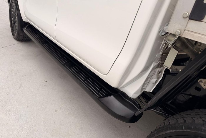 2023 Toyota Hilux SR