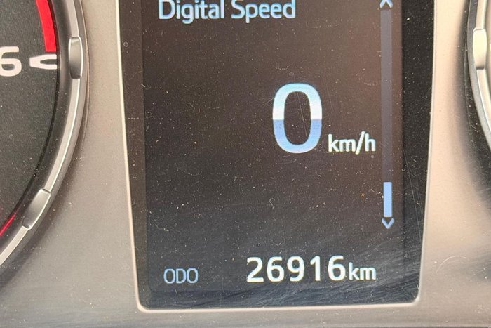 2023 Toyota Hilux SR