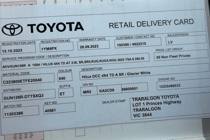 2023 Toyota Hilux SR