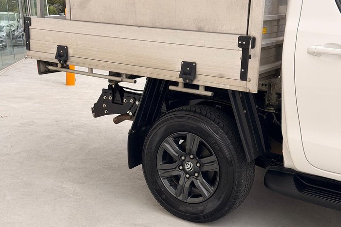 2023 Toyota Hilux SR