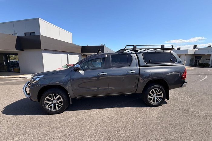 2018 Toyota Hilux SR5