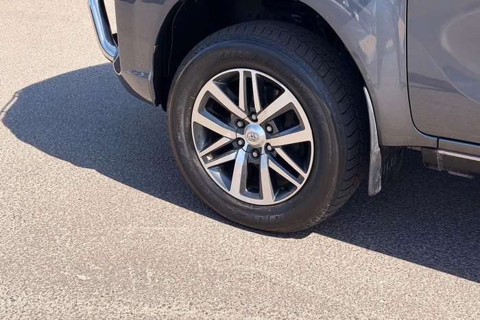 2018 Toyota Hilux SR5