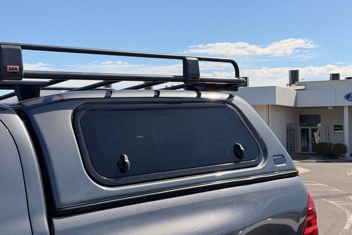 2018 Toyota Hilux SR5