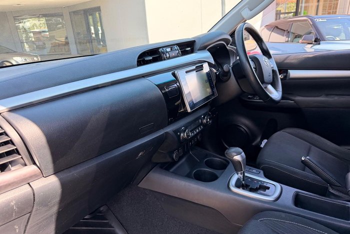 2018 Toyota Hilux SR5