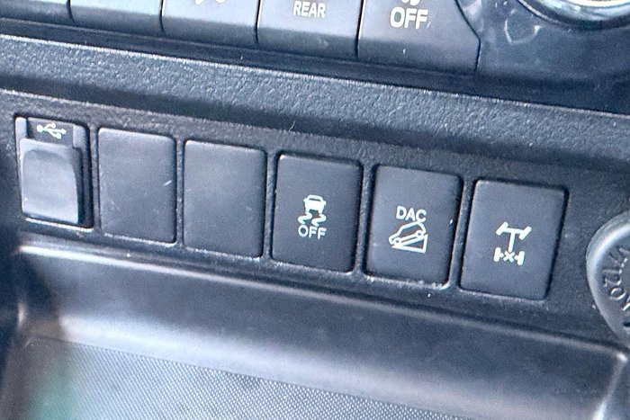 2018 Toyota Hilux SR5