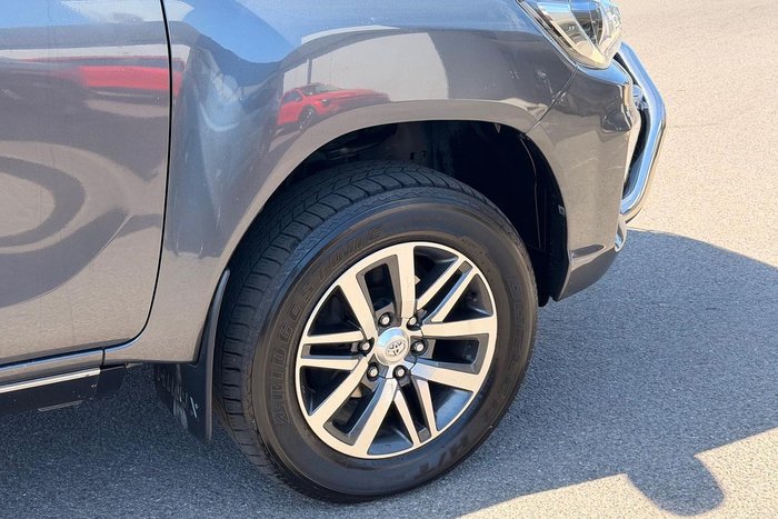 2018 Toyota Hilux SR5