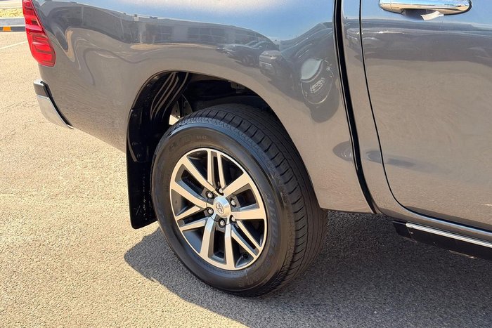 2018 Toyota Hilux SR5
