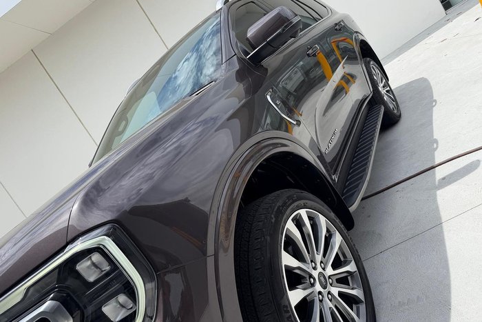 2022 Ford Everest Platinum