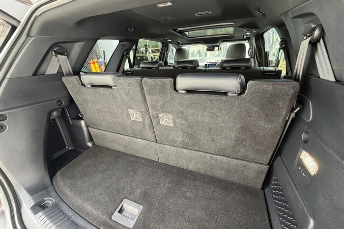 2022 Ford Everest Platinum