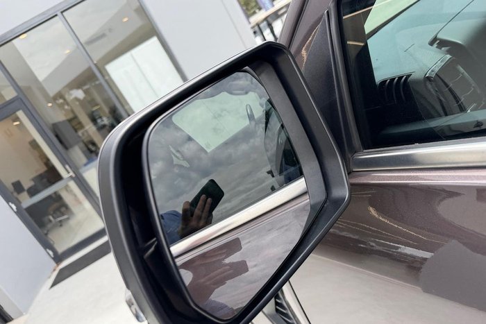 2022 Ford Everest Platinum