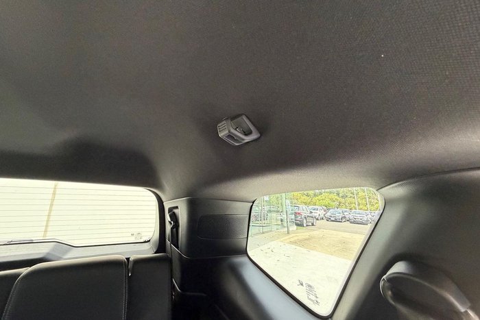 2022 Ford Everest Platinum