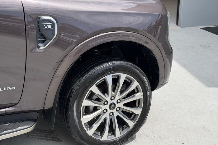 2022 Ford Everest Platinum