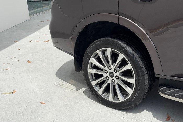 2022 Ford Everest Platinum