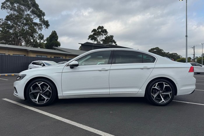 2022 Volkswagen Passat 140TSI Business