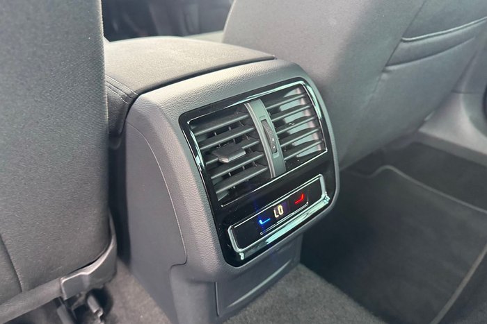 2022 Volkswagen Passat 140TSI Business