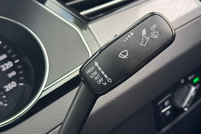 2022 Volkswagen Passat 140TSI Business