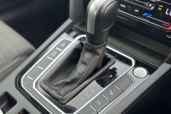 2022 Volkswagen Passat 140TSI Business