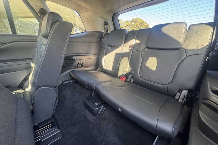 2025 Ford Everest Trend