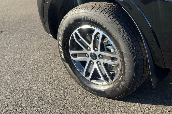 2025 Ford Everest Trend