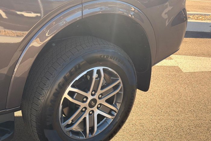 2025 Ford Everest Trend