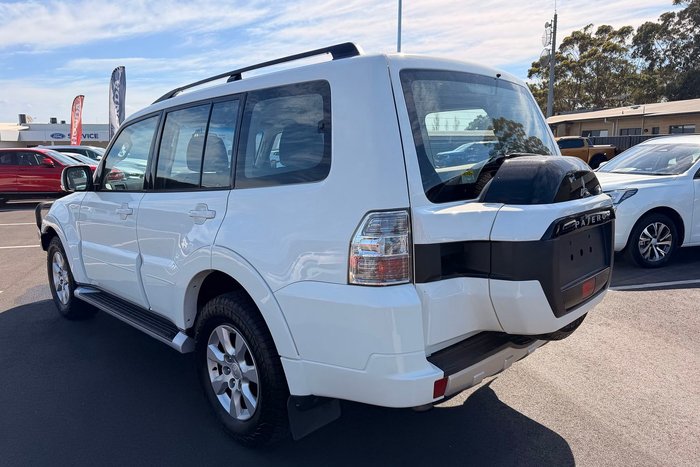 2020 Mitsubishi Pajero GLX