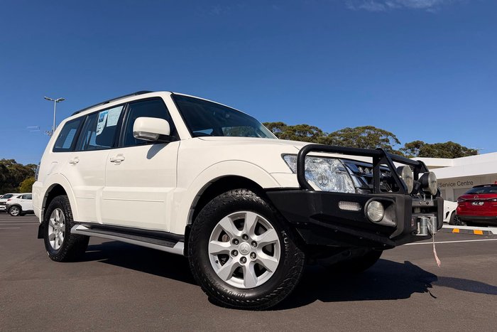 2020 Mitsubishi Pajero