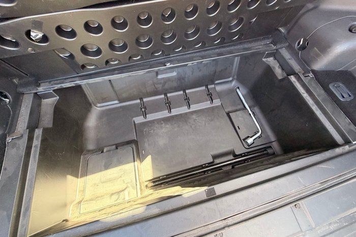 2020 Mitsubishi Pajero GLX