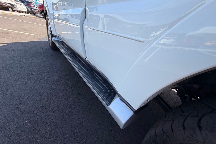 2020 Mitsubishi Pajero GLX