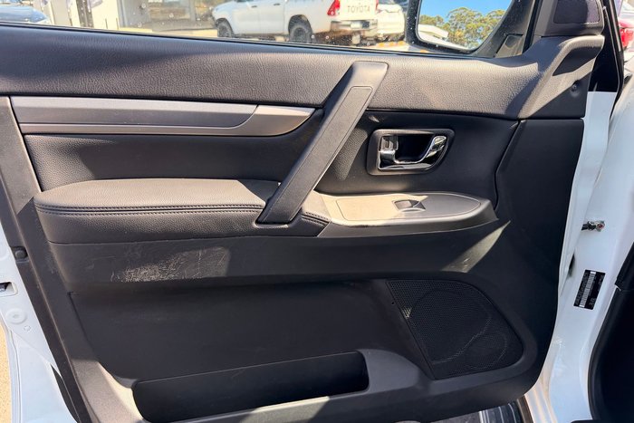 2020 Mitsubishi Pajero GLX