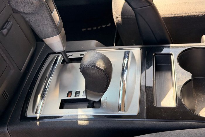 2020 Mitsubishi Pajero GLX